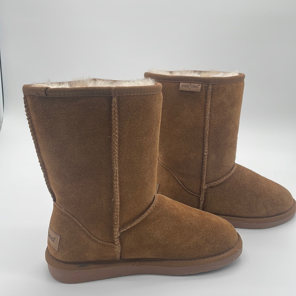 Minnetonka Olympia Boots